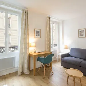 https://les-toits-de.fr-paris.fr
